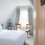 Bay House And Gardens 펜션 *