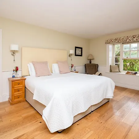 Bay House And Gardens Kells (Kerry)