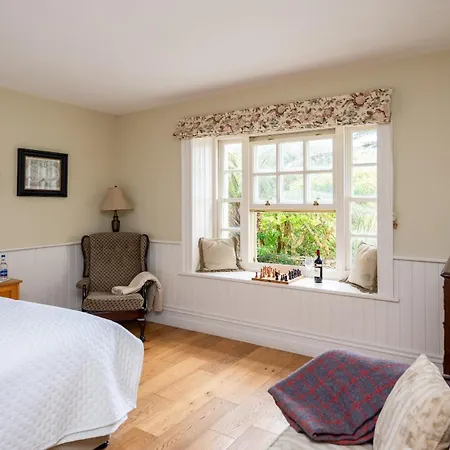 Bay House And Gardens Feriehus