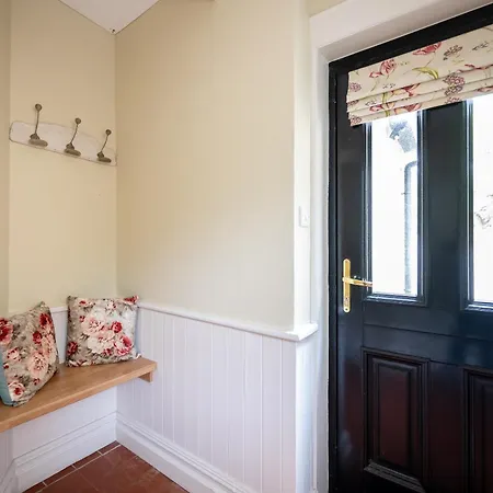 Semesterbostad Bay House And Gardens *