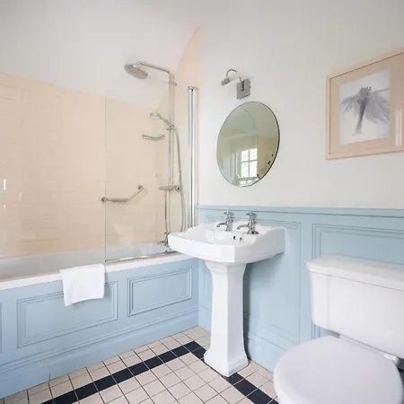 Bay House And Gardens Kells (Kerry)