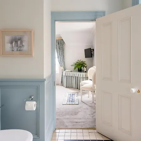 Semesterbostad Bay House And Gardens