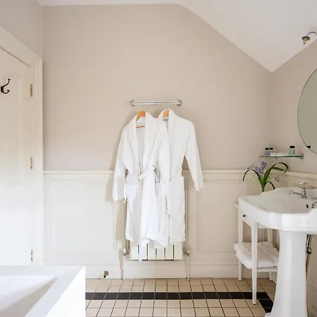 Bay House And Gardens * Kells (Kerry)