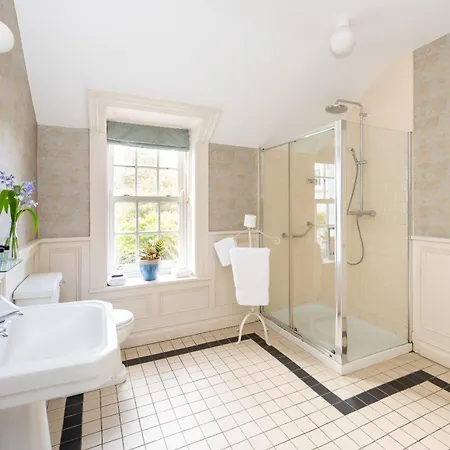 Semesterbostad Bay House And Gardens