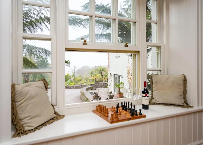 Bay House And Gardens Kells (Kerry)