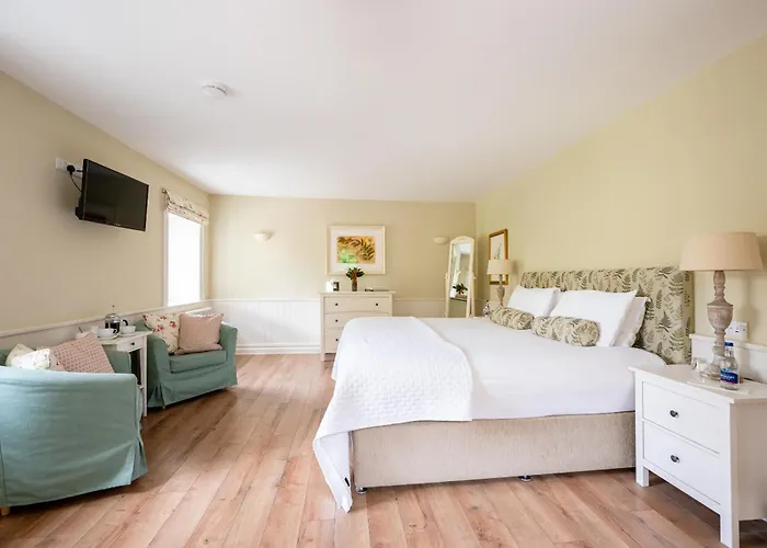 Bay House And Gardens * Kells (Kerry)