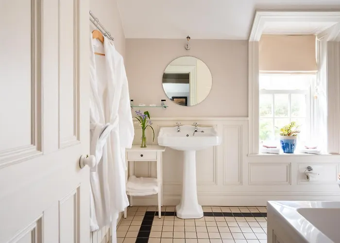 Bay House&gardens Kells (Kerry)