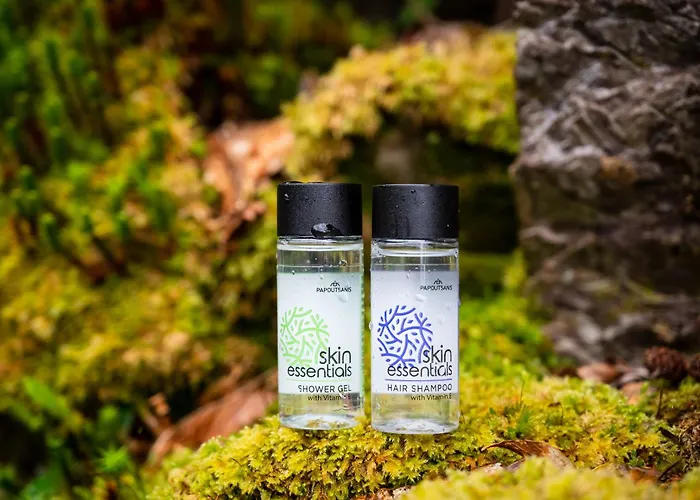 Bay House And Gardens *